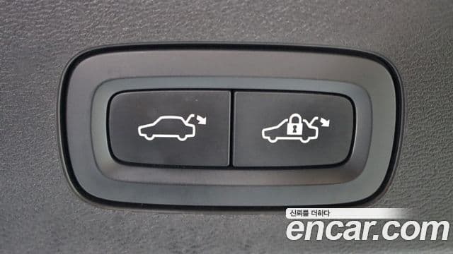 Volvo V60 Cross Country 2세대 B5 Pro AWD, 2021 18