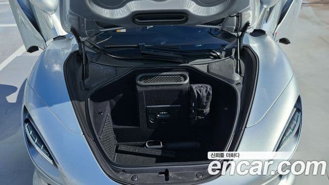 맥라렌 750S 4.0 Spyder, 2024 20