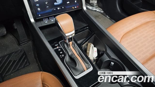 KG모빌리티(SsangYong) Torres T7, 2023 9