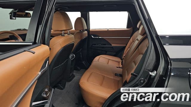 KG모빌리티(SsangYong) Torres T7, 2023 12