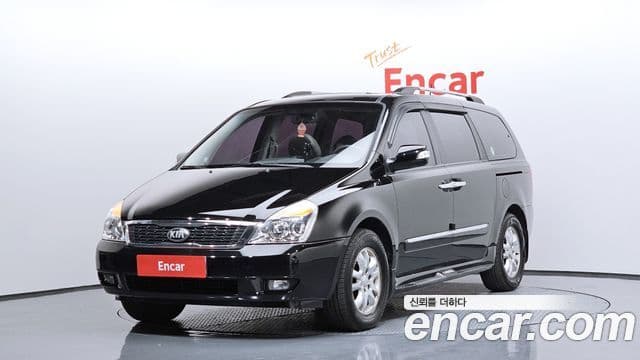 Kia Carnival R Premium, 2013 1