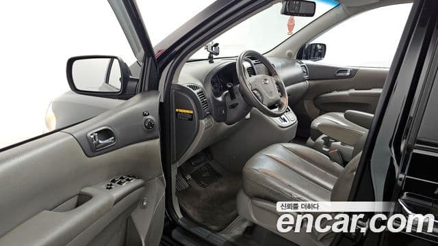 Kia Carnival R Premium, 2013 10