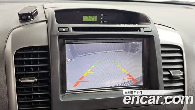 Kia Carnival R Premium, 2013 15