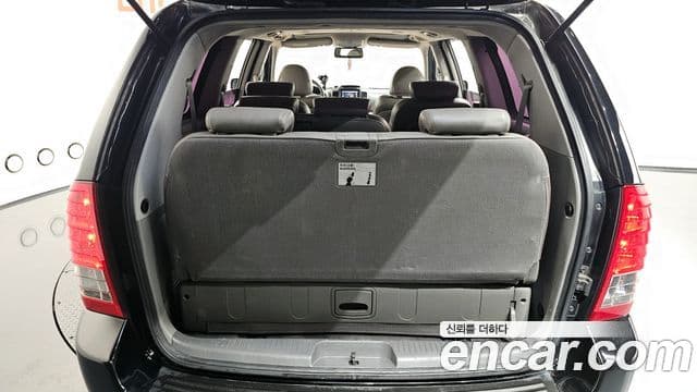 Kia Carnival R Premium, 2013 20