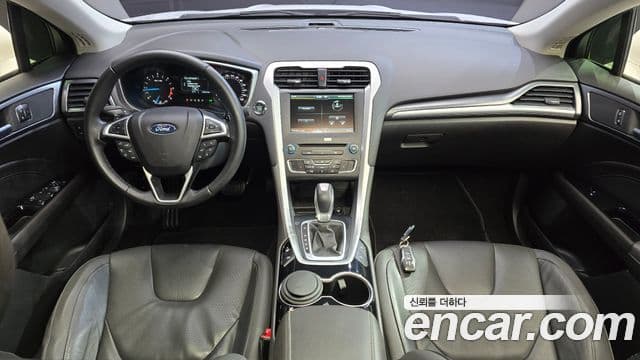 Ford 몬데오 4세대 Trend, 2015 7