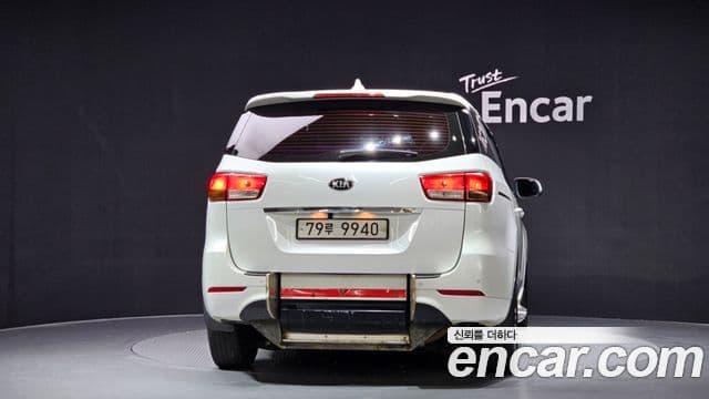 Kia All New Carnival 6인승 инвалидная коляска / для коляски Lift, 2017 4