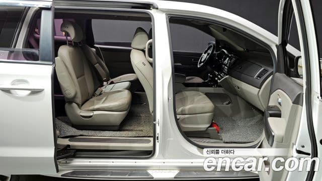 Kia All New Carnival 6인승 инвалидная коляска / для коляски Lift, 2017 12