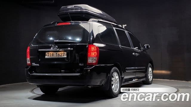 Kia Carnival R люксовая версия, 2012 2