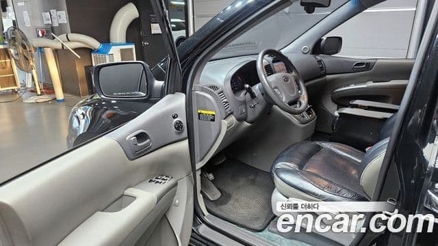 Kia Carnival R люксовая версия, 2012 10