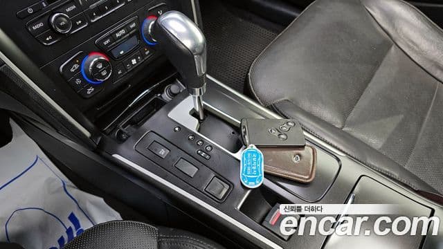 Renault Korea(Samsung) SM7 Nova LPLI 2.0 LPe для людей с инвалидностью, 2016 9