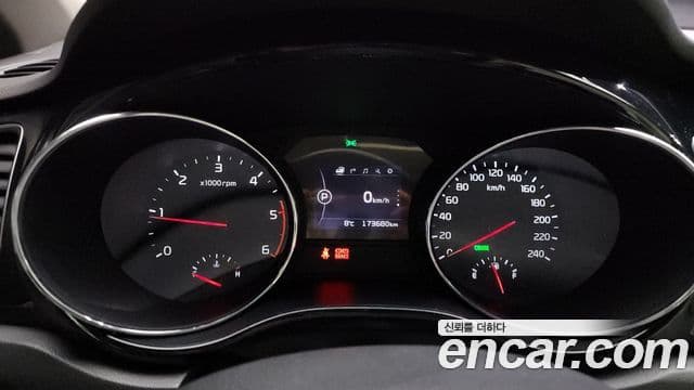 Kia All New Carnival Prestige, 2016 8