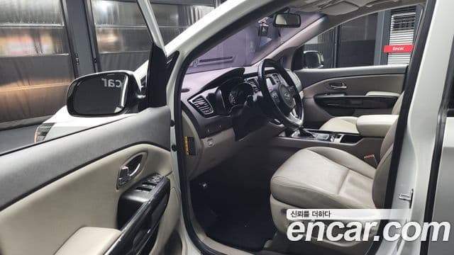 Kia All New Carnival Prestige, 2016 10