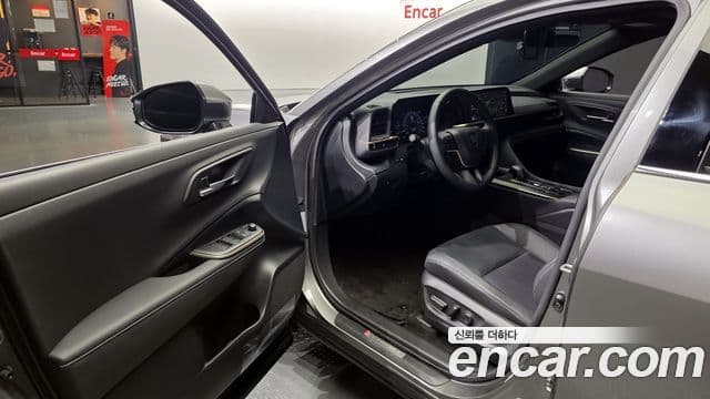 Toyota 크라운 кроссовер, 2023 10