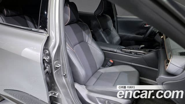 Toyota 크라운 кроссовер, 2023 12