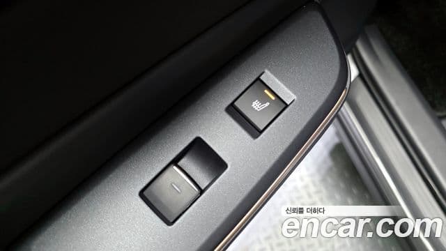 Toyota 크라운 кроссовер, 2023 18