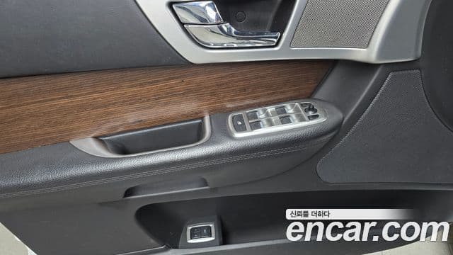 Jaguar New XF X250, 2015 17