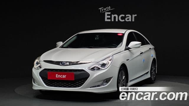 Hyundai Sonata гибрид Modern, 2014 1