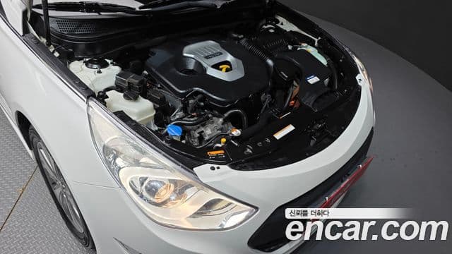 Hyundai Sonata гибрид Modern, 2014 6