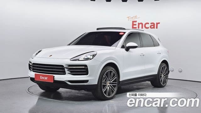 Porsche Cayenne (PO536), 2020 1