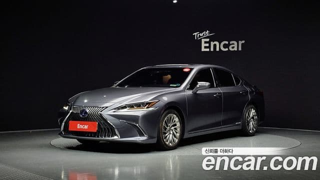 Lexus ES300h 7세대 Executive, 2019 1