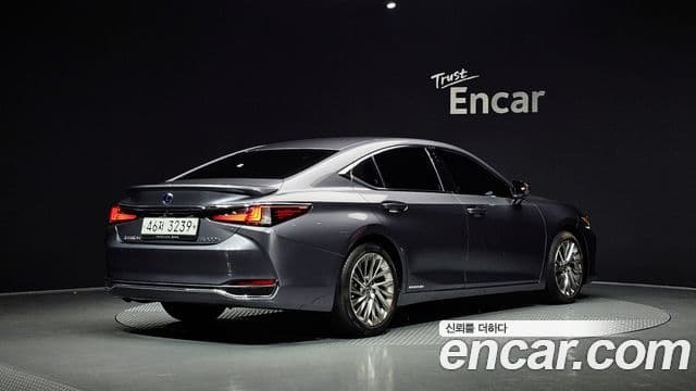 Lexus ES300h 7세대 Executive, 2019 2