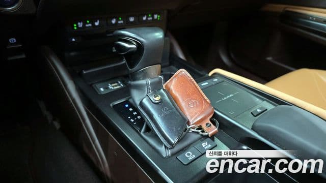 Lexus ES300h 7세대 Executive, 2019 9