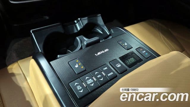 Lexus ES300h 7세대 Executive, 2019 17