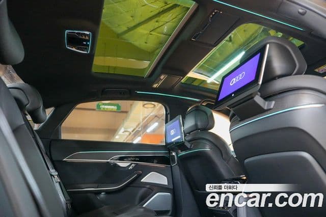 Audi A8 (D5) 55 TFSI Quattro Premium LWB, 2023 12