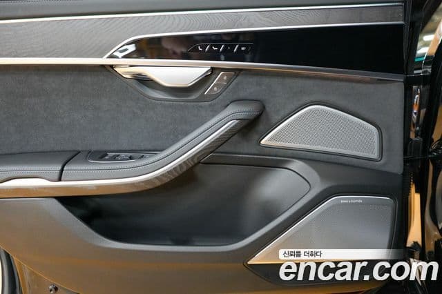 Audi A8 (D5) 55 TFSI Quattro Premium LWB, 2023 18