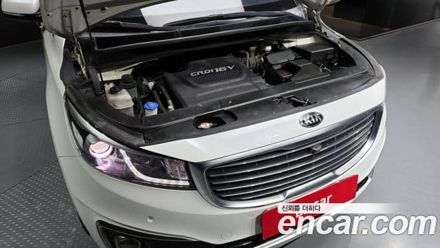 Kia All New Carnival VIP, 2016 6