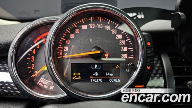 Mini Cooper SD 3세대, 2016 8