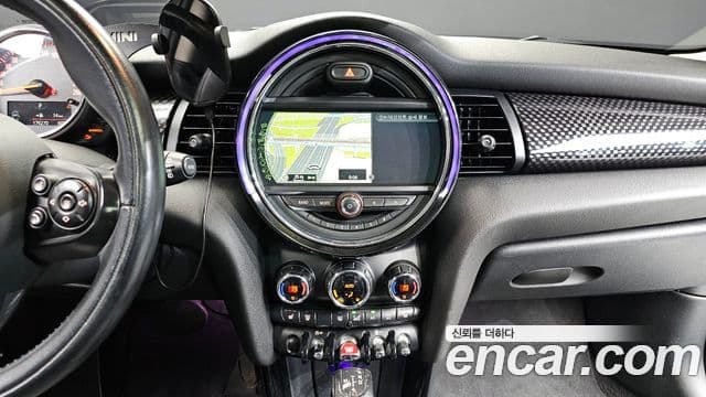 Mini Cooper SD 3세대, 2016 14