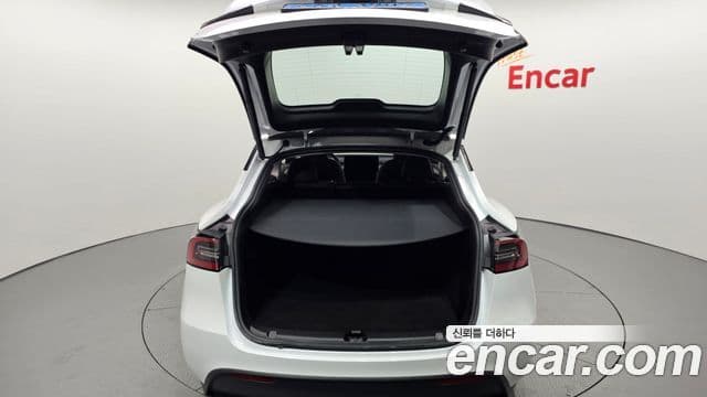 Tesla модель Y, 2024 20