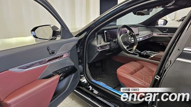 BMW 7시리즈 (G70) 740i sDrive Design Pure Excellence, 2023 10