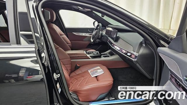BMW 7시리즈 (G70) 740i sDrive Design Pure Excellence, 2023 11