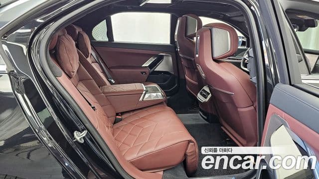 BMW 7시리즈 (G70) 740i sDrive Design Pure Excellence, 2023 12