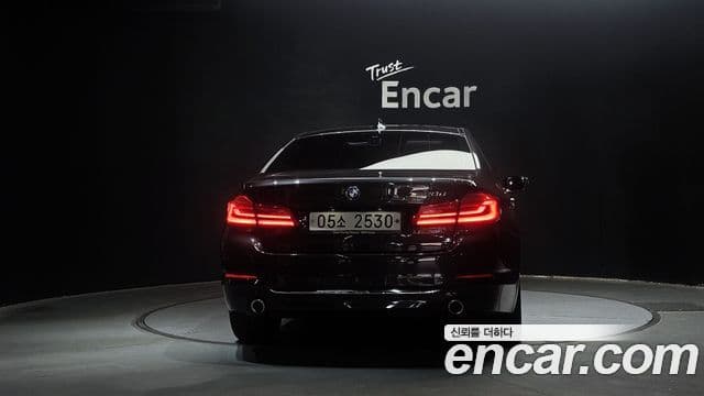 BMW 5시리즈 (G30) 520d Luxury Plus, 2018 4