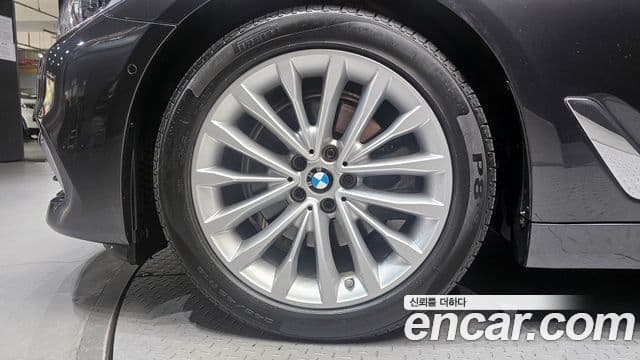 BMW 5시리즈 (G30) 520d Luxury Plus, 2018 все фото