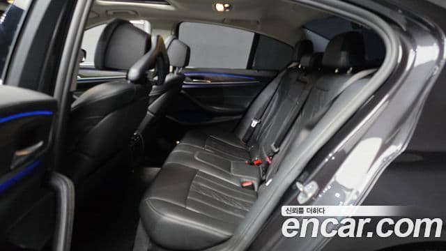 BMW 5시리즈 (G30) 520d Luxury Plus, 2018 12