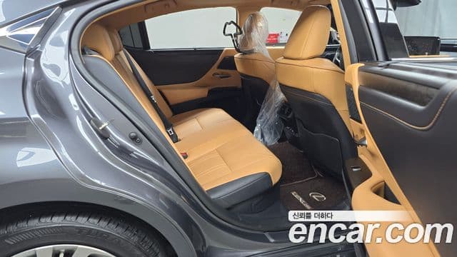 Lexus ES300h 7세대 Executive, 2024 12