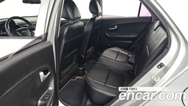 Kia All New Morning Special, 2013 12