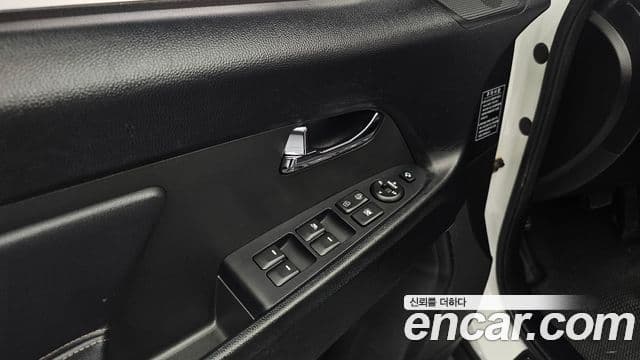 Kia Sportage R топовая версия, 2011 13