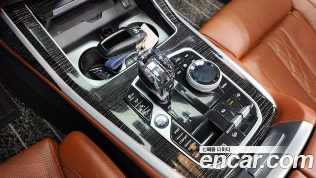 BMW X7 (G07) xDrive 40i M Sport 6인승, 2021 9