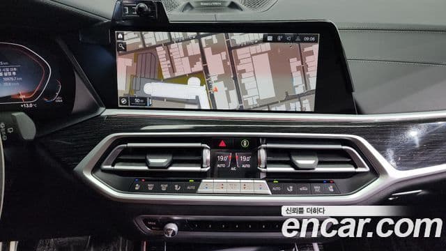 BMW X7 (G07) xDrive 40i M Sport 6인승, 2021 14