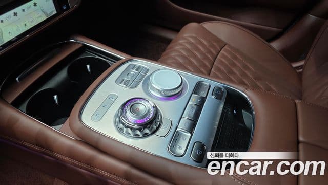 Genesis G90 (RS4) бензин 3.5 турбо e-S/C AWD LWB, 2023 9