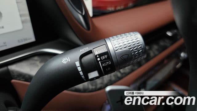 Genesis G90 (RS4) бензин 3.5 турбо e-S/C AWD LWB, 2023 17