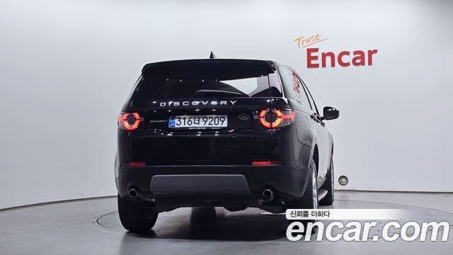 Land Rover Discovery Sport 2.0 TD4 SE, 2019 4