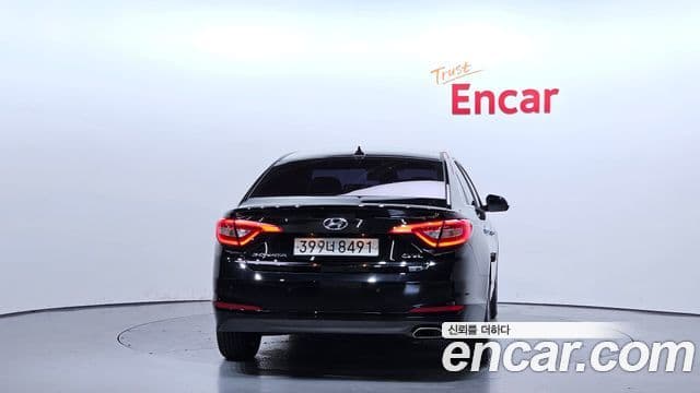 Hyundai LF Sonata Special, 2017 4