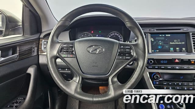 Hyundai LF Sonata Special, 2017 14