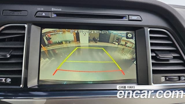 Hyundai LF Sonata Special, 2017 16